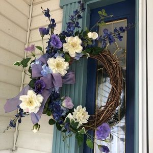 Beautiful blue & white wreath.